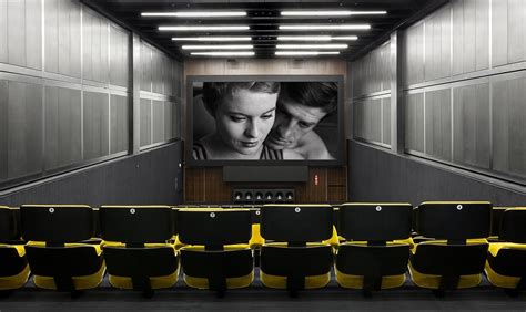 cinema 3 prada